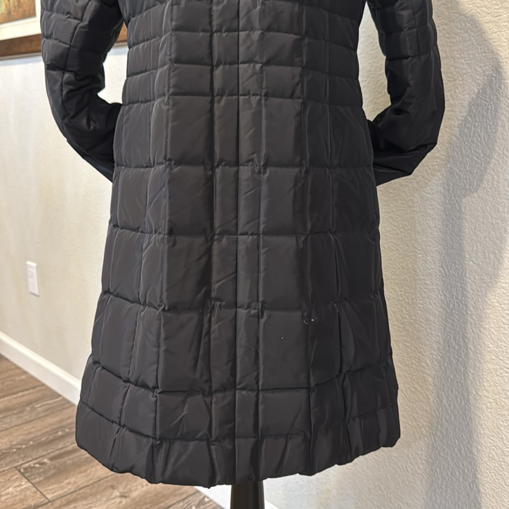 Authentic Burberry Coat with hood - Picture 7 of 15